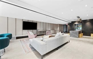 171 CHRYSTIE ST