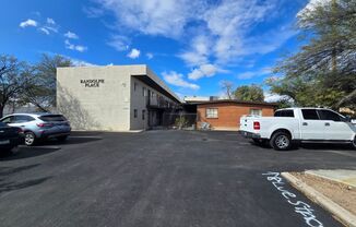 2843 East 17th Street