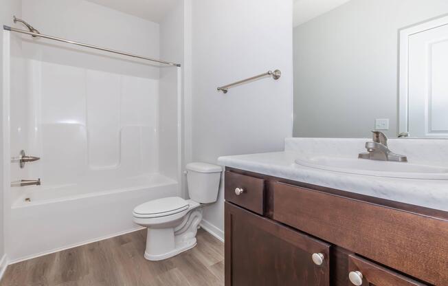 1 bed, 1 bath, 810 sqft, $1,215