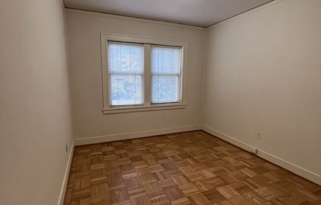 Glen Eden LLC