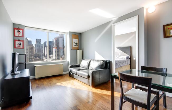 1 bed, 1 bath, $4,450, Unit 28A