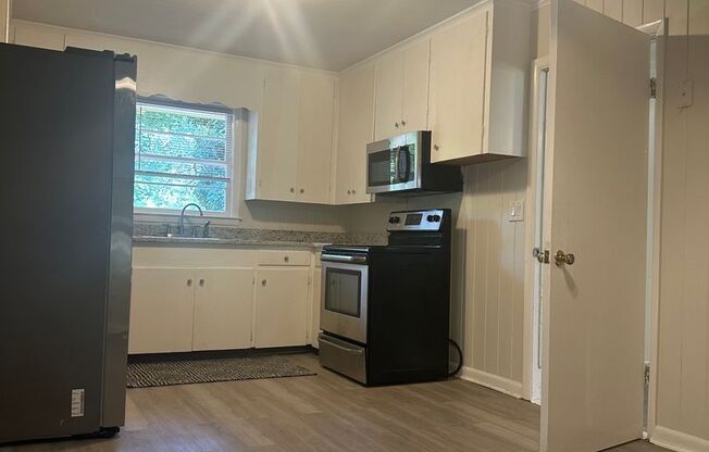 3 beds, 2 baths, $1,900