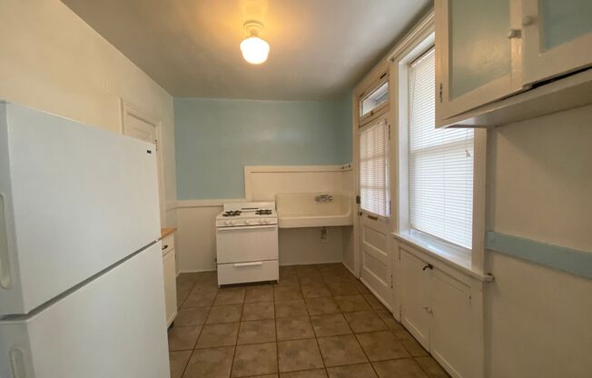 1 bed, 1 bath, 675 sqft, $1,150, Unit 4141A-5