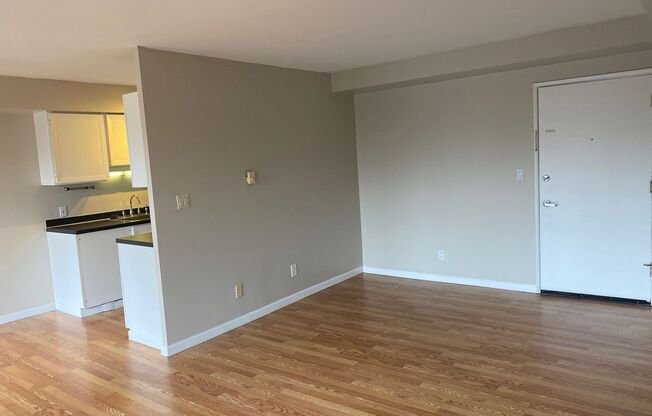 1 bed, 1 bath, 646 sqft, $1,415, Unit 103