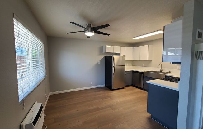 2 beds, 1 bath, 950 sqft, $2,895, Unit 1718-3