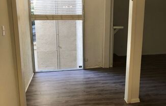 2 beds, 2 baths, $2,000, Unit # 204