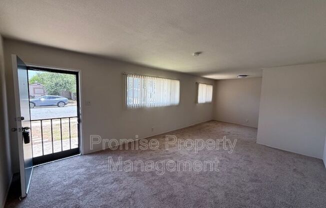 5576 CONRAD AVE