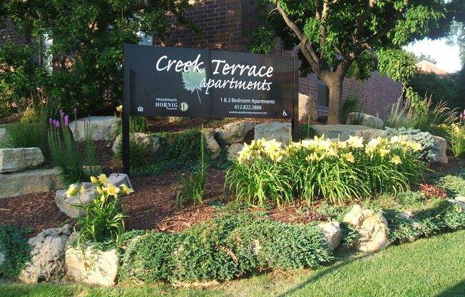 2 beds, 1.5 baths, 893 sqft, $1,495, Unit 113
