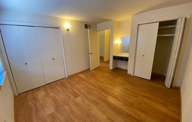 1 bed, 1 bath, 686 sqft, $1,050, Unit 24