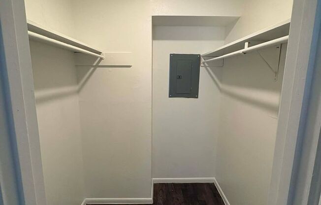 1 bed, 1 bath, 455 sqft, $913, Unit 14-1412