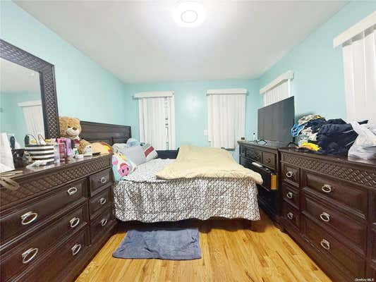 2 beds, 1 bath, $2,699