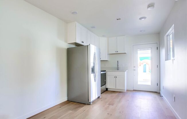Studio, 1 bath, 250 sqft, $1,745, Unit 23