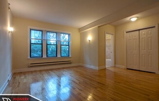1347 N Dearborn