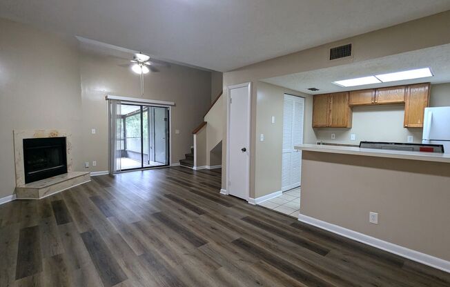 2 beds, 2 baths, $1,395