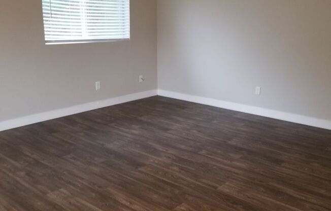 2 beds, 2 baths, 916 sqft, $1,550, Unit 243