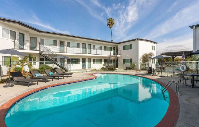 1 bed, 1 bath, 390 sqft, $2,275, Unit 716- 22
