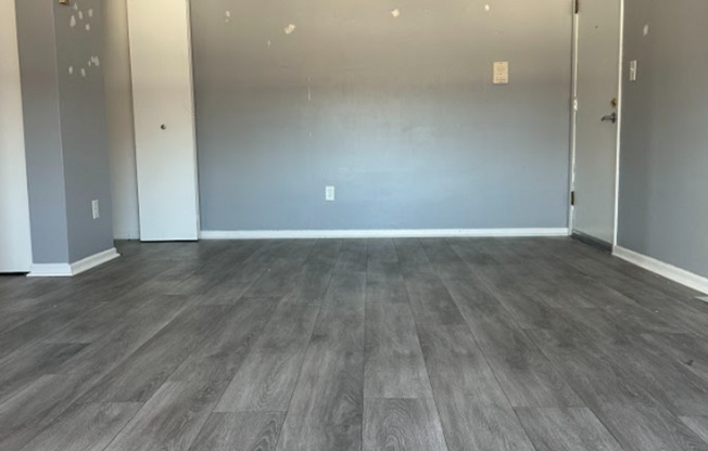 2 beds, 1 bath, 750 sqft, $1,349, Unit 1624-12