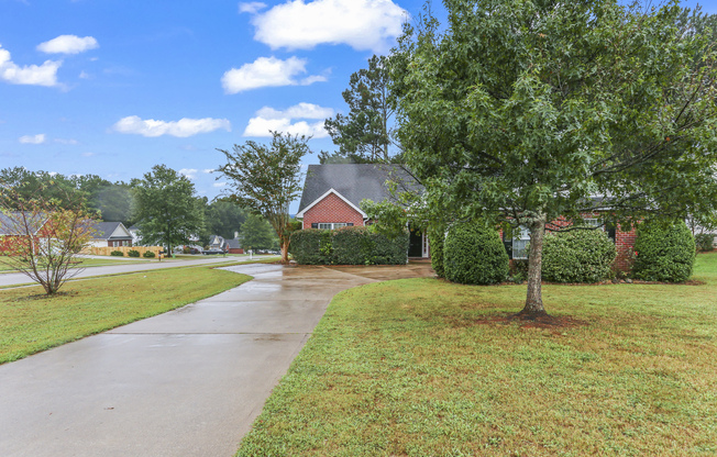 446 CAMELLA CIR
