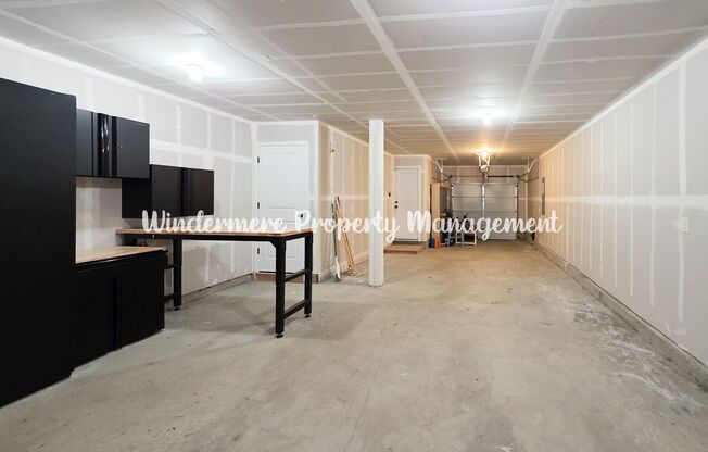 Well maintained 3 story townhome in CK school district