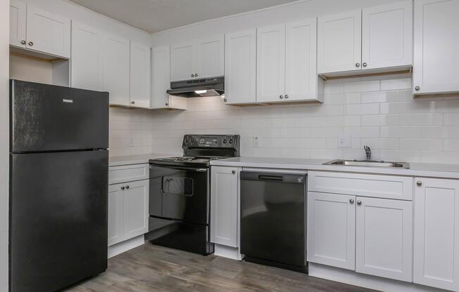 2 beds, 1.5 baths, 1,000 sqft, $1,450