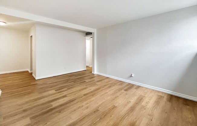 $0 DEPOSIT OPTION!!! CHARMING GARDEN-LEVEL CONDO WITH MODERN UPDATES IN BEAR VALLEY CLUB