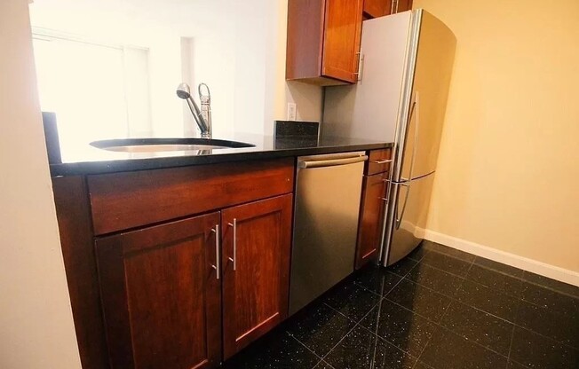 1 bed, 1 bath, 663 sqft, $3,250, Unit 827