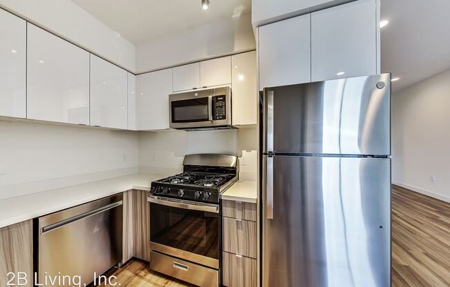950 Lofts