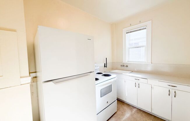 1 bed, 1 bath, 700 sqft, $1,465, Unit 507