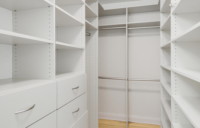 2 beds, 2 baths, 1,375 sqft, $9,750, Unit 17G