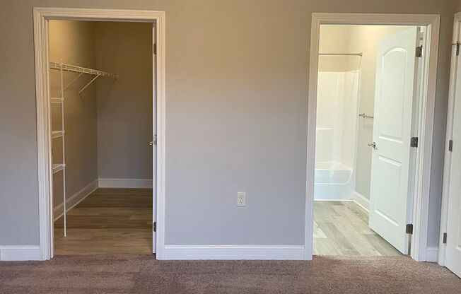 1 bed, 1 bath, 848 sqft, $775, Unit 51