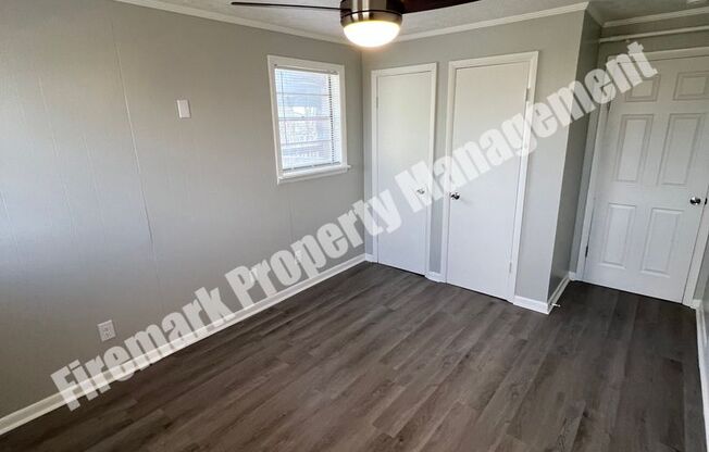 2 beds, 1 bath, $1,299, Unit 7