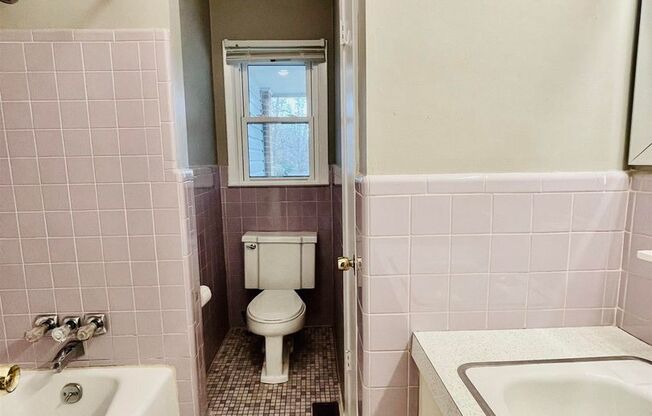 3 beds, 2 baths, $1,500