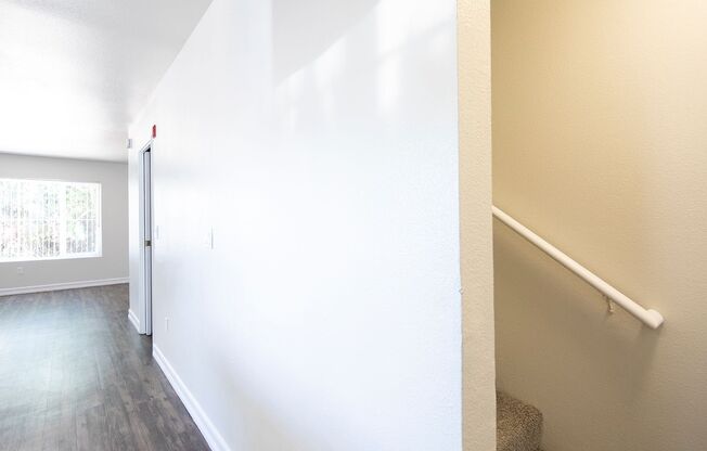 2 beds, 2.5 baths, 1,015 sqft, $2,995, Unit 122