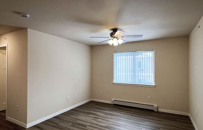 2 beds, 2 baths, 1,483 sqft, $1,675, Unit AT 709-33