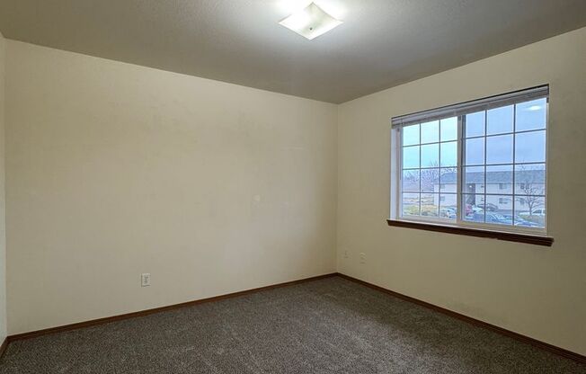 2 beds, 1 bath, $1,224, Unit 316