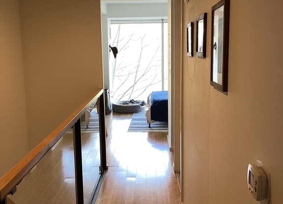 1 bed, 1.5 baths, 948 sqft, $4,150, Unit 133