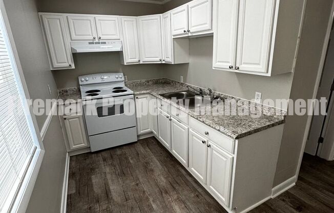 Beautifully FULLY RENOVATED 2 Bdr 1 bath in Maryville, TN