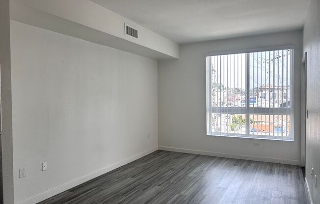 1 bed, 1 bath, 606 sqft, $2,495, Unit 305