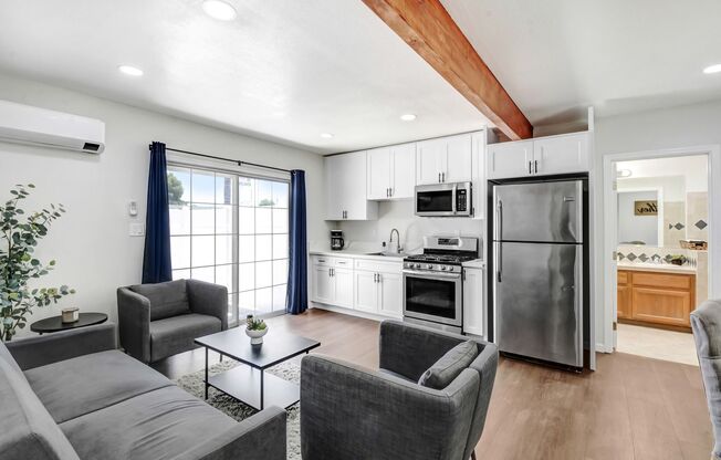 Foothill Villa