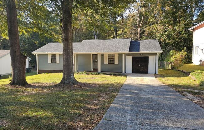 Great House, Great Price 3 BR, 1.5 BA Renovated Rex, GA Home