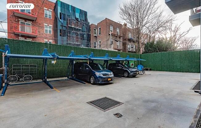 2 beds, 2 baths, $3,500, Unit 1A