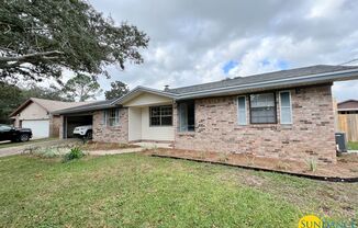 Charming home in the heart of Fort Walton Beach!