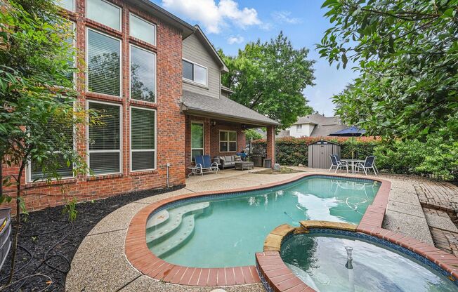 Beautiful 3-Bedroom Home with Pool & Spa in Woodlake Estates – Flower Mound
