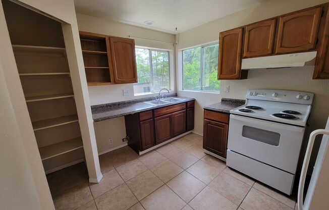 10739 LN HNC LLC