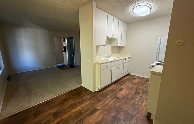 Near Everything, All Amenities! 1616 Q Street, Camellia Court Apartments