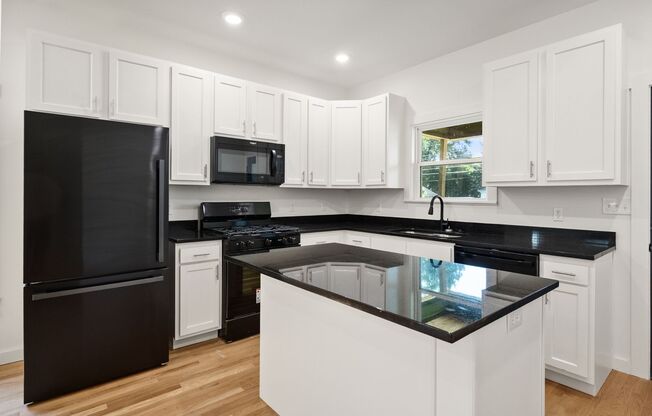W Stansifer Ave, 438