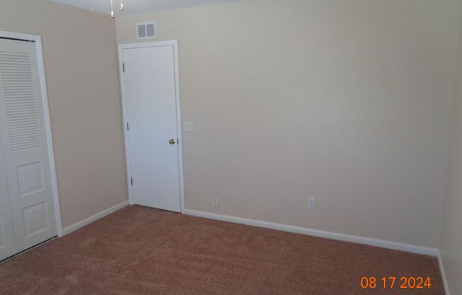 2 beds, 2 baths, $1,900