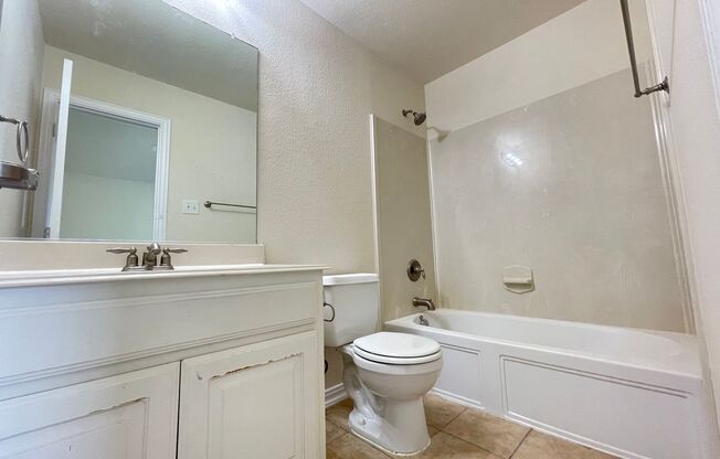 4 beds, 3.5 baths, $2,750