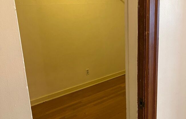 Studio, 1 bath, 582 sqft, $1,525, Unit 203
