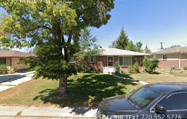 935 KENTON ST
